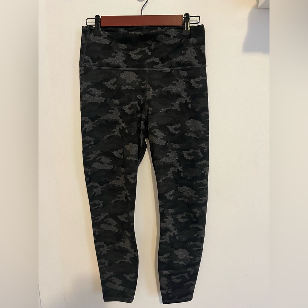 Fabletics High-Waisted Printed Powerhold 7/8